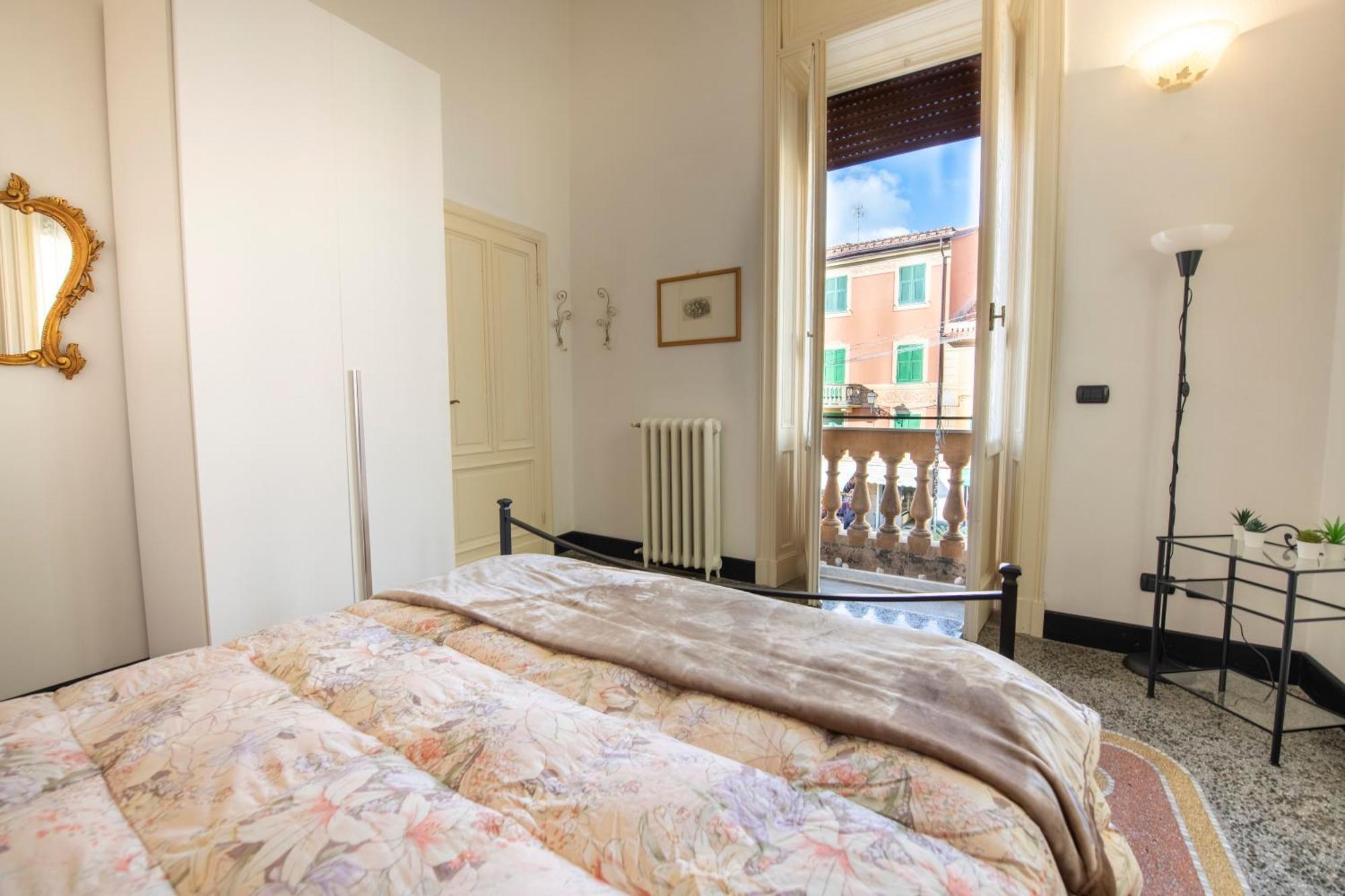 ססטרי לבאנטה 236 - Casa Corso Colombo - Centro Storico, Mare E Spiaggia A 200M - Parcheggio Gratis Incluso מראה חיצוני תמונה